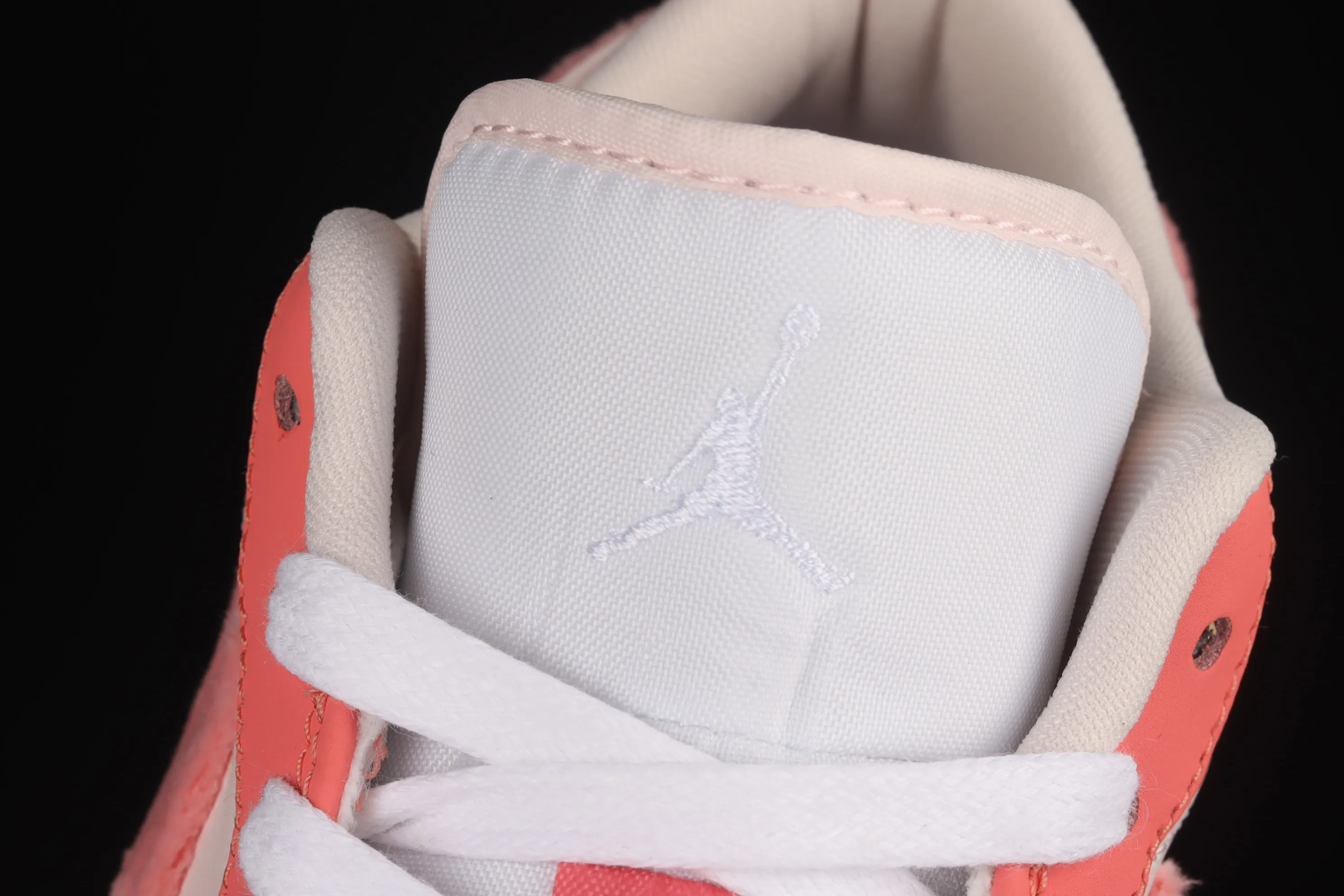 All categories Air Jordan Jordan series basketball shoes Air Jordan 1 Low G version pure original Air Jordan 1 Low AJ1 Joe 1 Second Dimension Valentine's Day low-top retro culture basketball shoes DM5443-666
